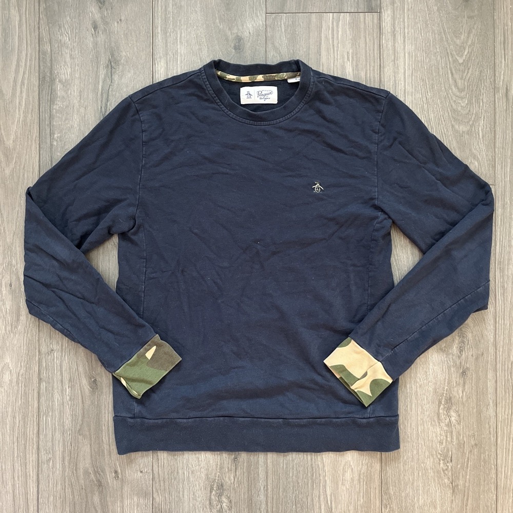 Penguin Munsingwear Mens M Dark Blue Sweatshirt Green Camo Cuffs